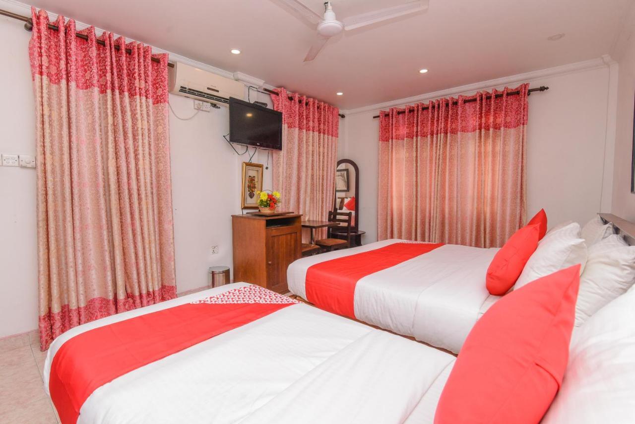 Oak Wood Inn Kandy Luaran gambar