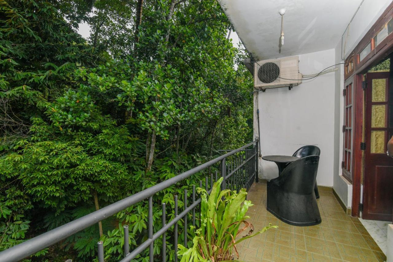 Oak Wood Inn Kandy Luaran gambar