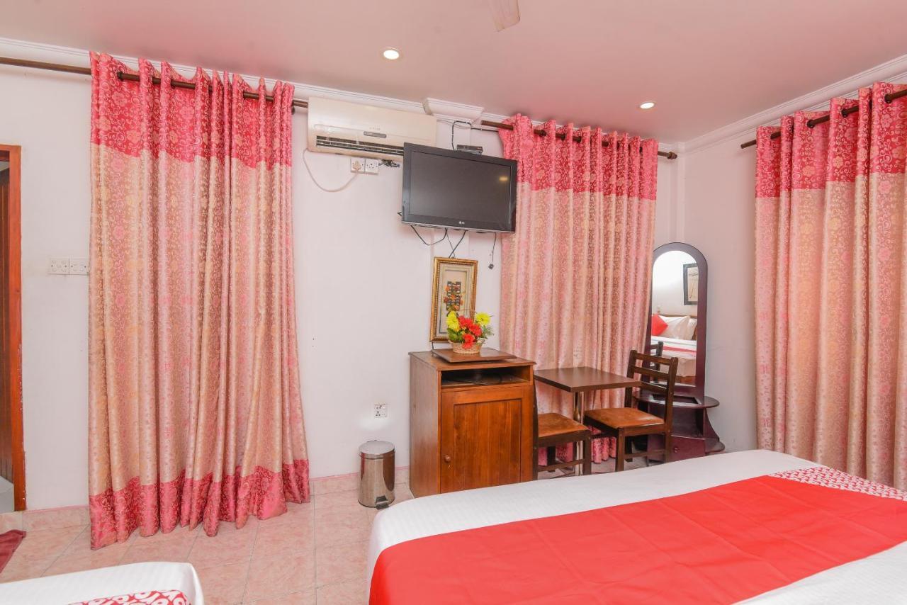 Oak Wood Inn Kandy Luaran gambar