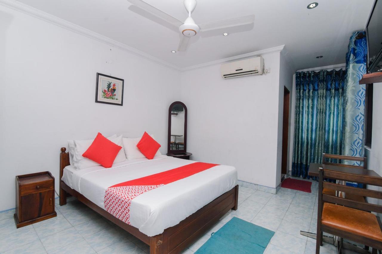 Oak Wood Inn Kandy Luaran gambar