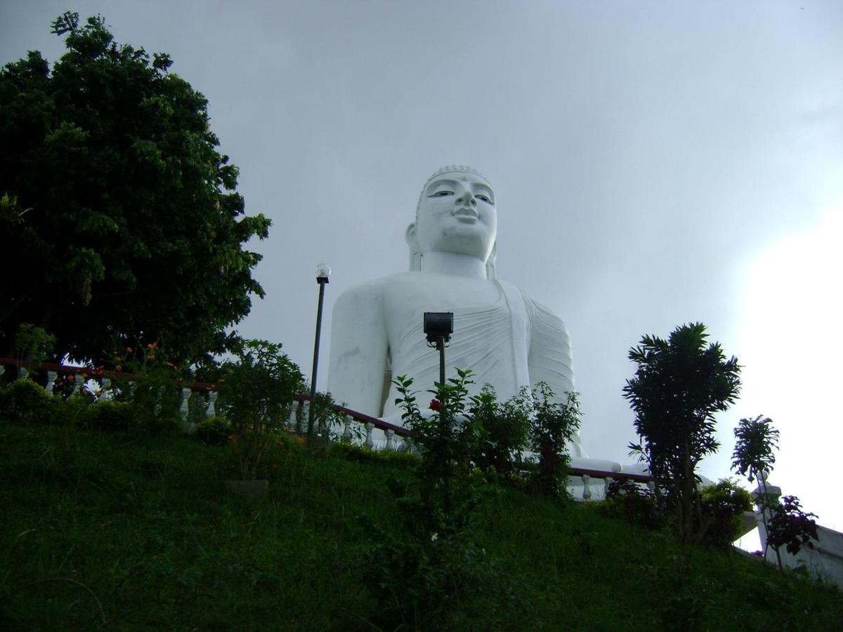 Oak Wood Inn Kandy Luaran gambar